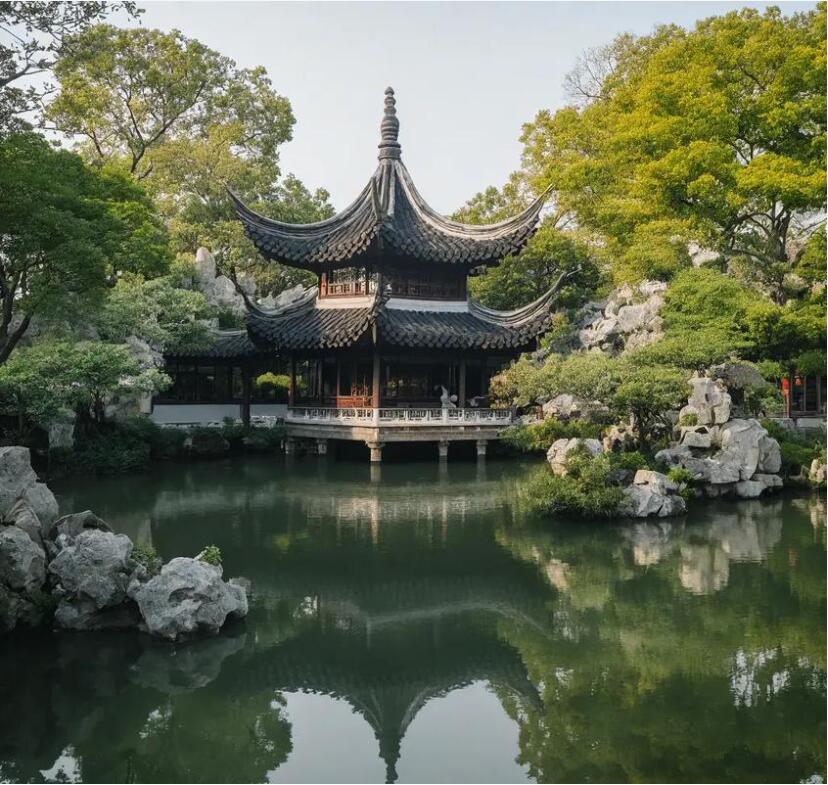 伊春红星访风餐饮有限公司